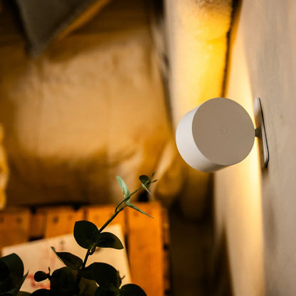 Wireless Magnetic Wall Lamp – 360° Rotating Light features overview